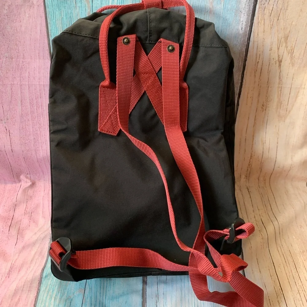 Kånken Black Backpack